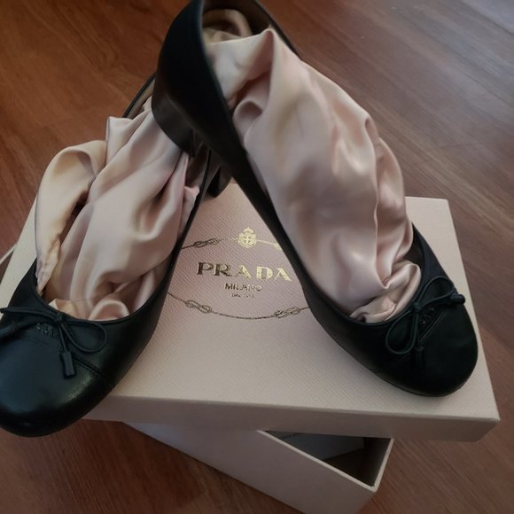 Authentic Prada Calzature Donna Ballet Shoes - Picture 2 of 8